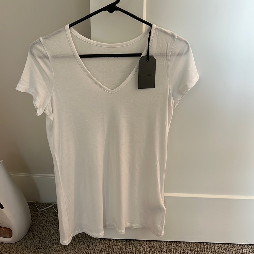 All Saints Women’s Small White V Neck Tee NWT